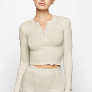 Skims (G1) Henley Long Sleeve Crop Top bone NWT 3X